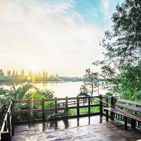 Krabi City Seaview Hotel Buitenkant foto