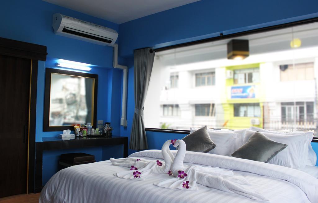 Krabi City Seaview Hotel Buitenkant foto
