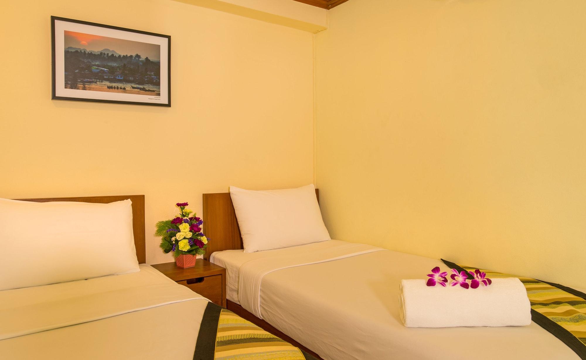 Krabi City Seaview Hotel Buitenkant foto