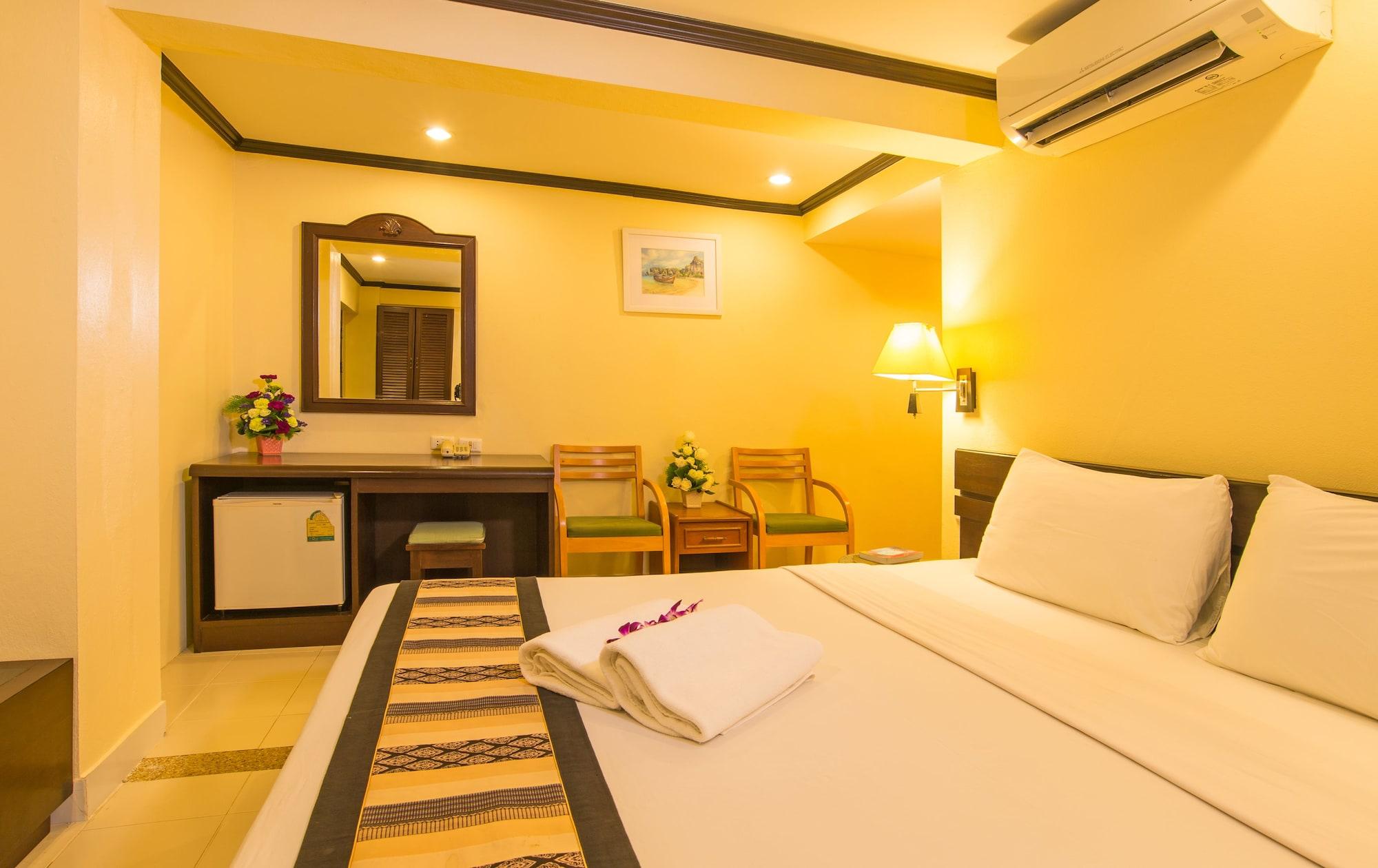 Krabi City Seaview Hotel Buitenkant foto