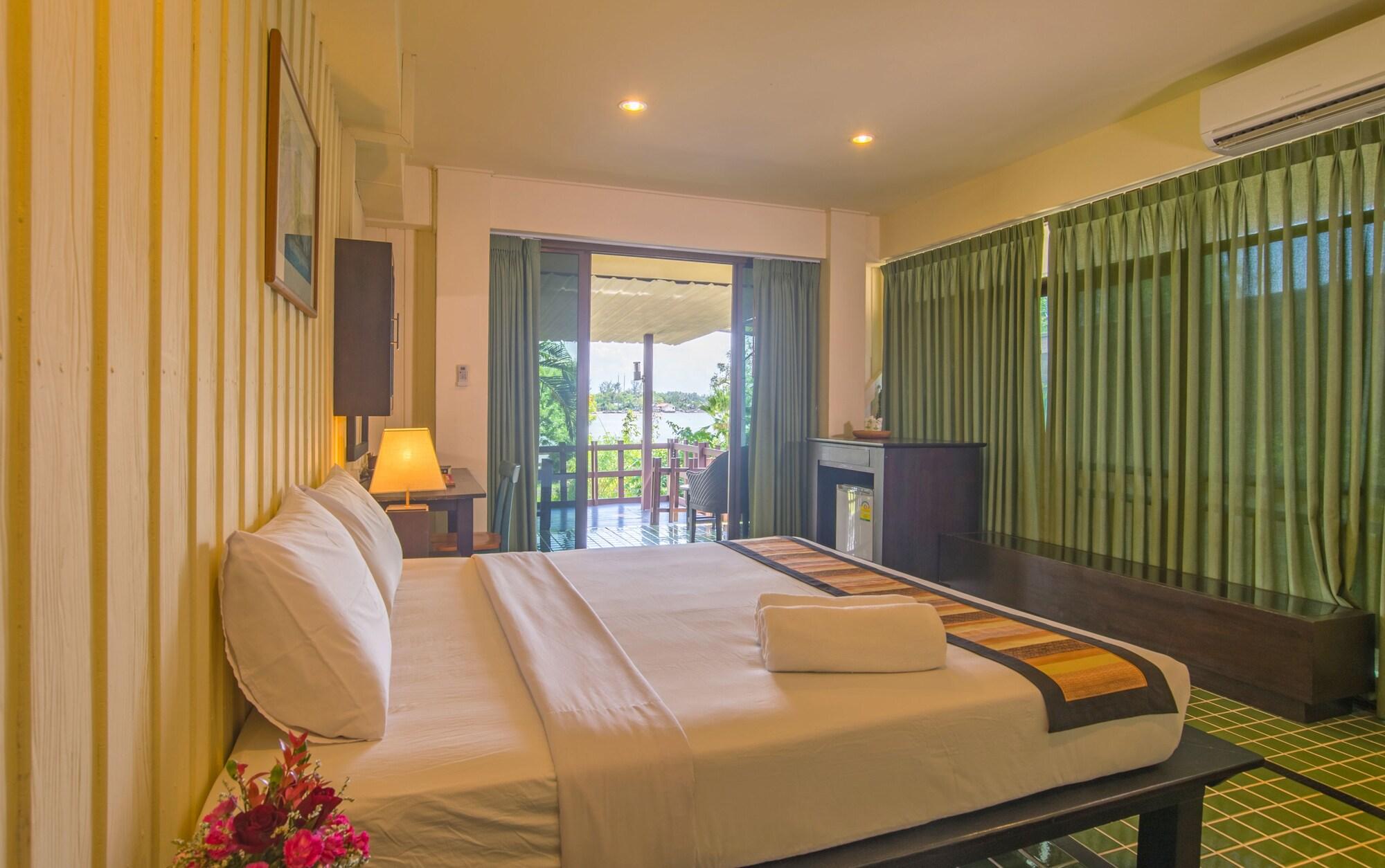 Krabi City Seaview Hotel Buitenkant foto