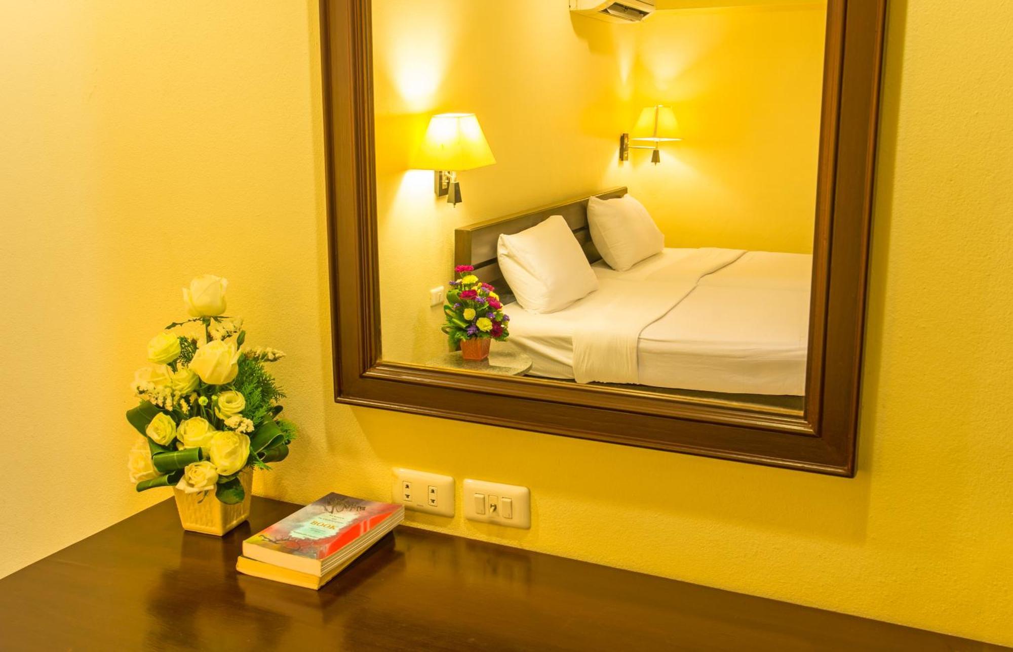 Krabi City Seaview Hotel Kamer foto